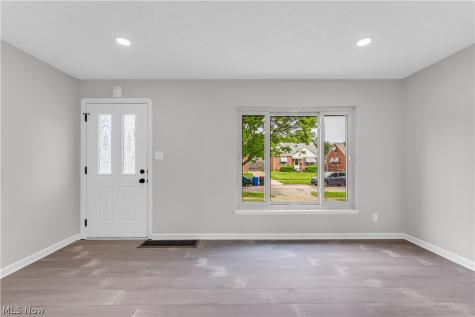 4380 W 146th Street Cleveland OH 44135