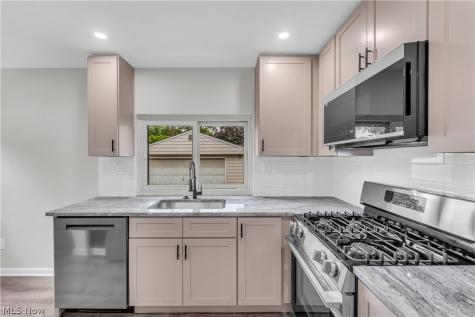 4380 W 146th Street Cleveland OH 44135
