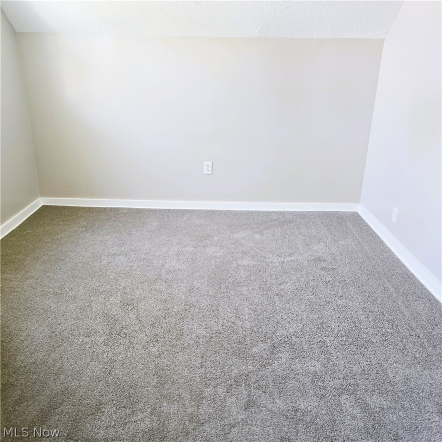 5240 W 147th Street Brook Park OH 44142