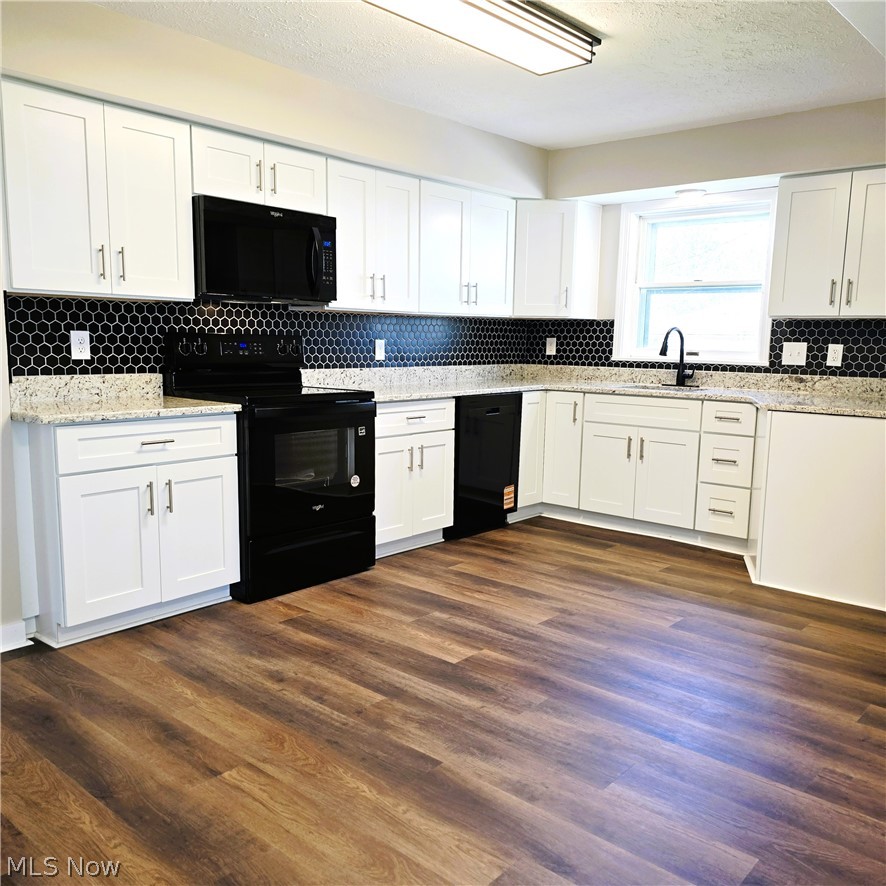 5240 W 147th Street Brook Park OH 44142