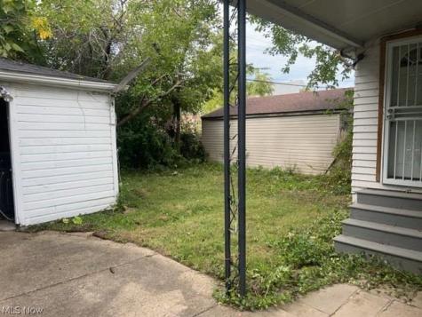 3320 E 135th Street Cleveland OH 44120