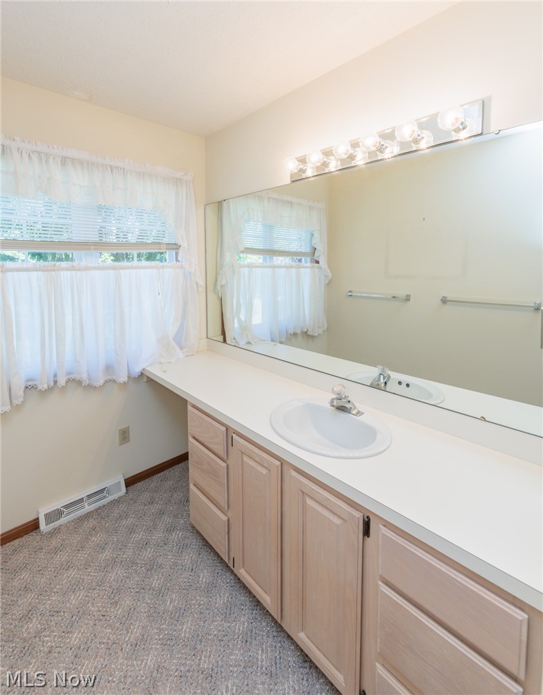 818 Shagbark Trail Medina OH 44256