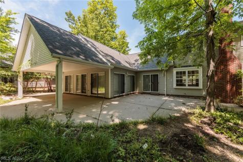 818 Shagbark Trail Medina OH 44256