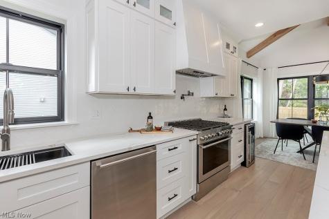 514 Kenilworth Road Bay Village OH 44140