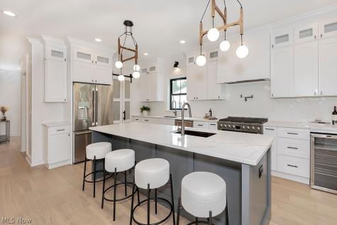 514 Kenilworth Road Bay Village OH 44140