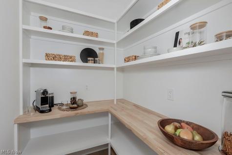 514 Kenilworth Road Bay Village OH 44140
