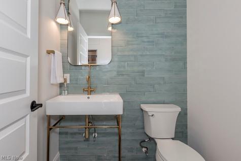 514 Kenilworth Road Bay Village OH 44140