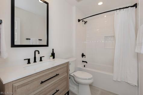 514 Kenilworth Road Bay Village OH 44140