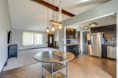 26288 Aaron Drive Euclid OH 44132