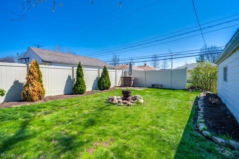 26288 Aaron Drive Euclid OH 44132