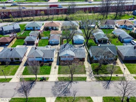 26288 Aaron Drive Euclid OH 44132