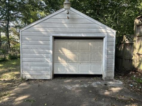 144 E Auburndale Avenue Youngstown OH 44507