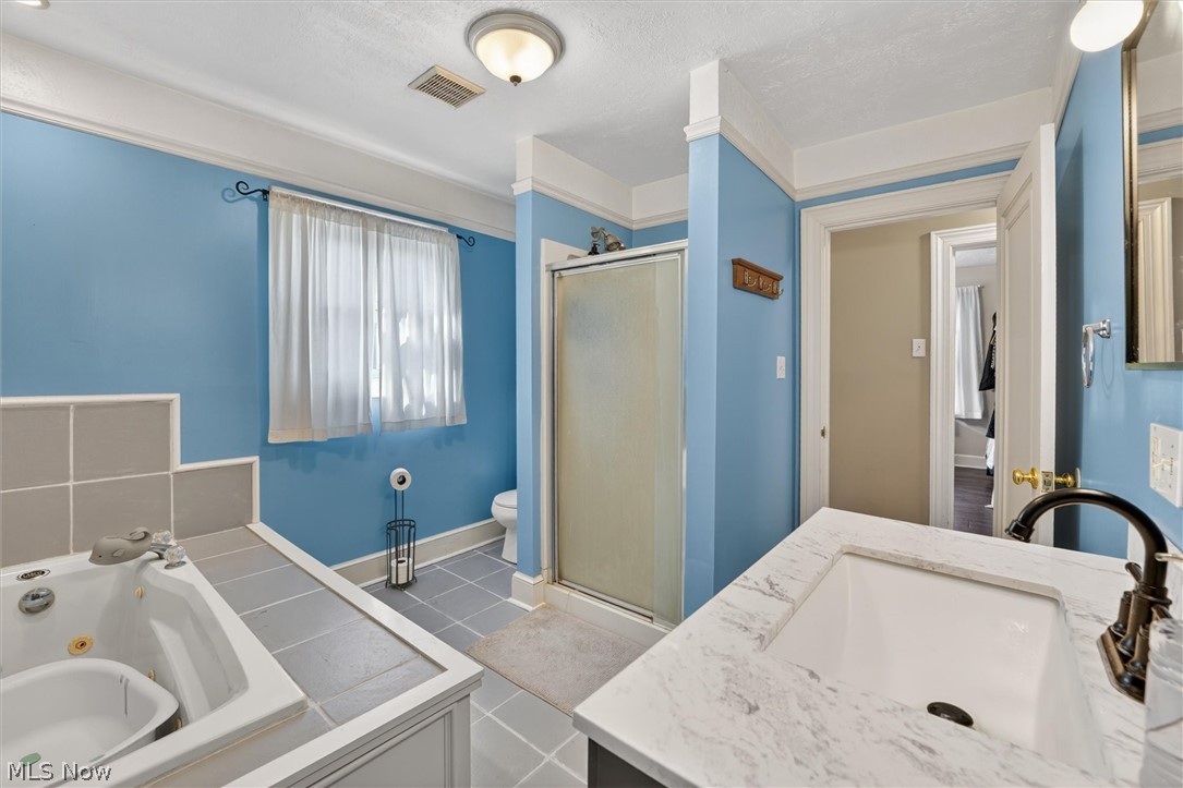 2059 15th Street Cuyahoga Falls OH 44223