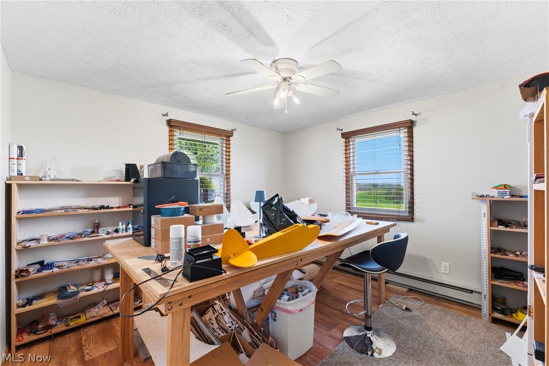 1830 Baird Avenue NE Paris OH 44669