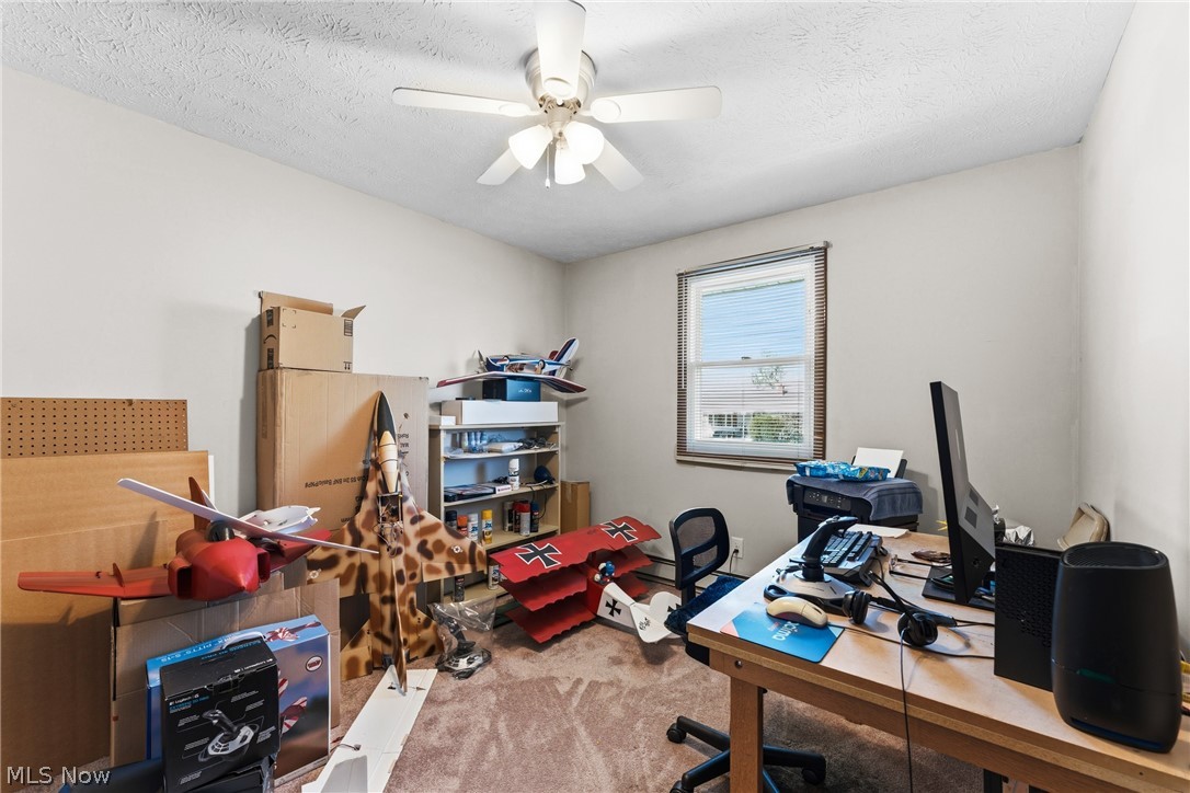 1830 Baird Avenue NE Paris OH 44669