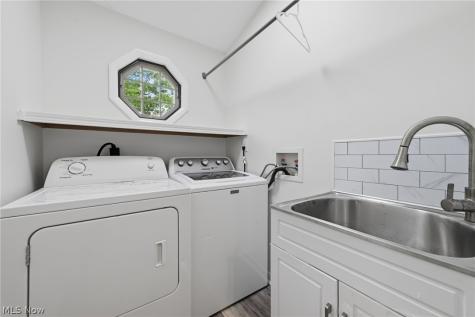 166 Northwest Avenue Tallmadge OH 44278