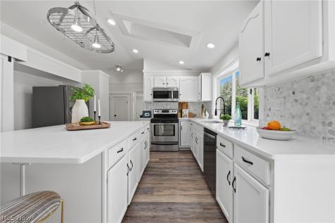 166 Northwest Avenue Tallmadge OH 44278