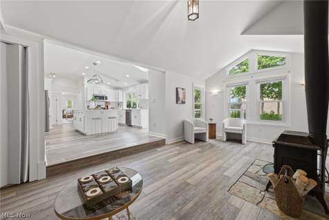 166 Northwest Avenue Tallmadge OH 44278