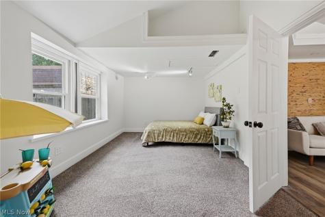 166 Northwest Avenue Tallmadge OH 44278