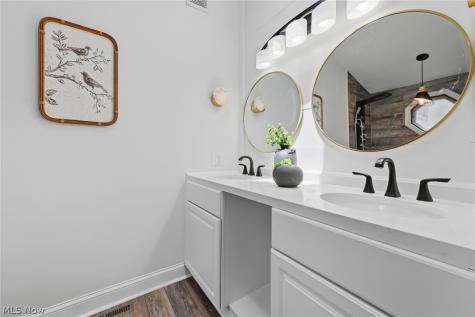 166 Northwest Avenue Tallmadge OH 44278