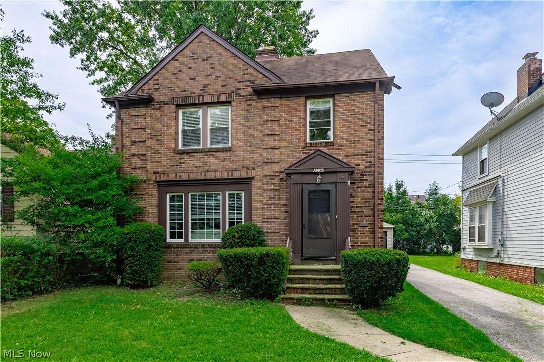 3534 Bainbridge Road Cleveland Heights OH 44118