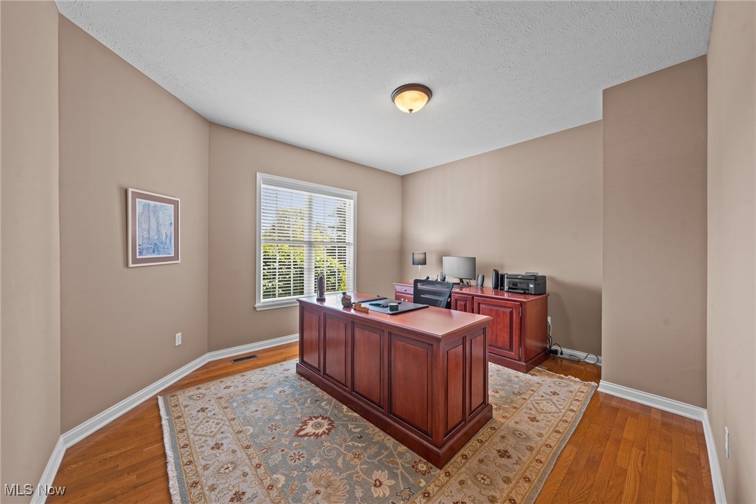 36965 Wexford Drive Solon OH 44139