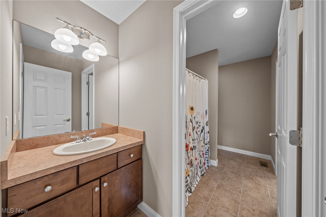 36965 Wexford Drive Solon OH 44139