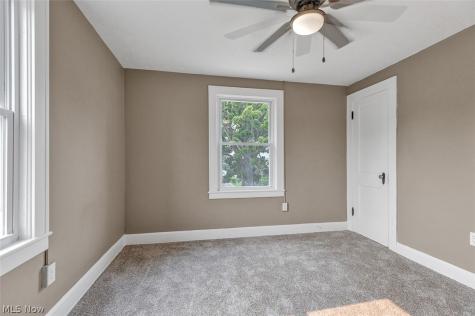 1904 E 34th Street Lorain OH 44055
