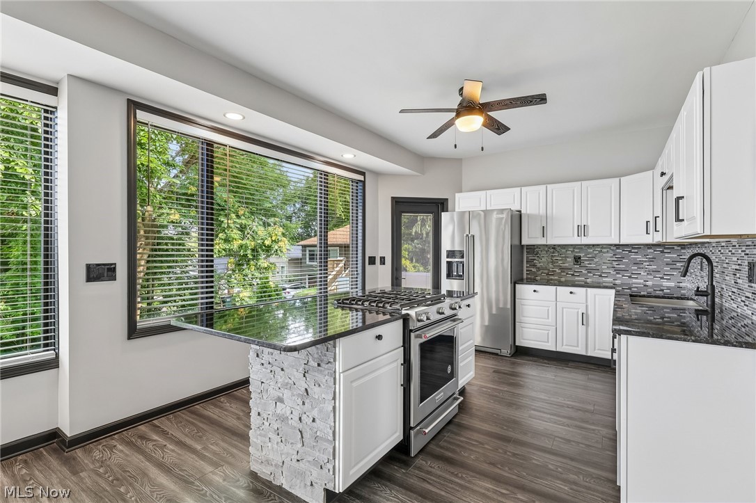 5490 Springlake Road NW Canton OH 44718