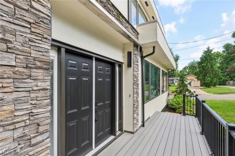 5490 Springlake Road NW Canton OH 44718