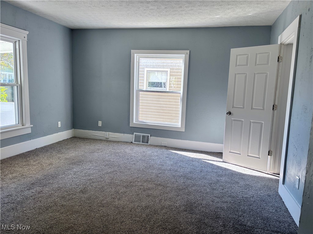 1062 Big Falls Avenue Akron OH 44310