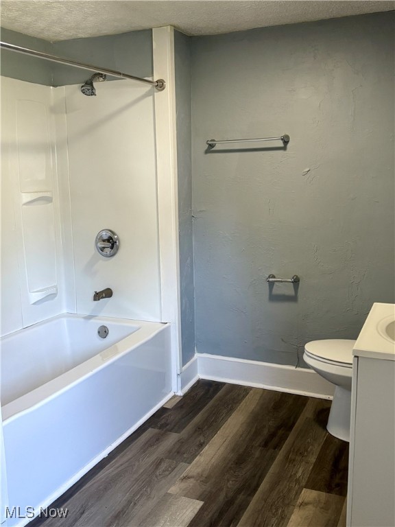 1062 Big Falls Avenue Akron OH 44310