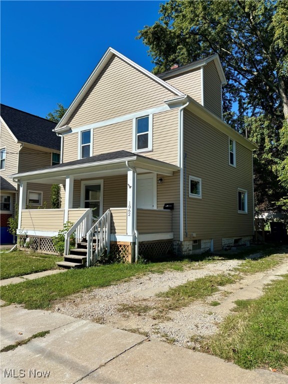 1062 Big Falls Avenue Akron OH 44310