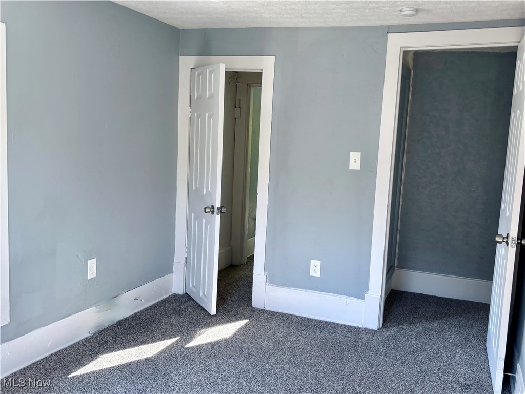 1062 Big Falls Avenue Akron OH 44310