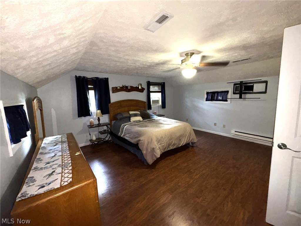 12096 Baumhart Road Amherst OH 44001