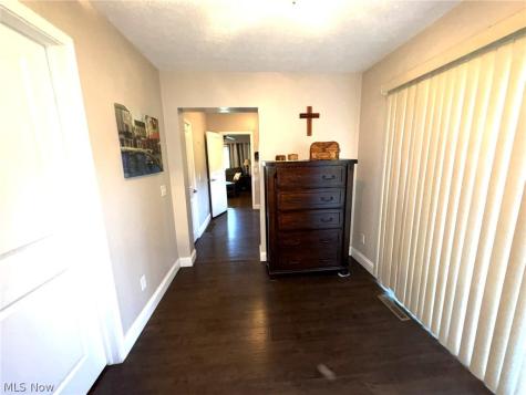 12096 Baumhart Road Amherst OH 44001