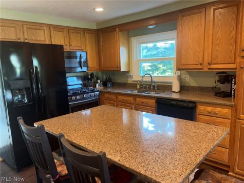 12096 Baumhart Road Amherst OH 44001