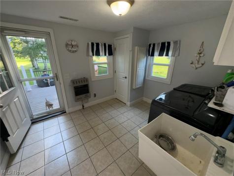 12096 Baumhart Road Amherst OH 44001
