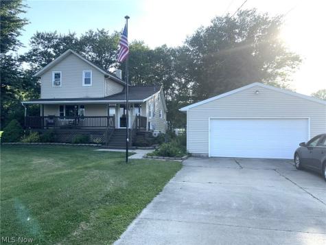 12096 Baumhart Road Amherst OH 44001