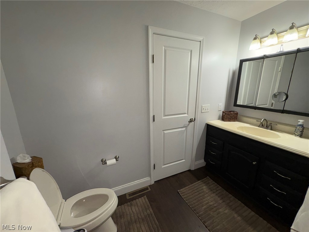 12096 Baumhart Road Amherst OH 44001