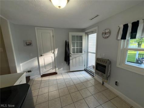 12096 Baumhart Road Amherst OH 44001