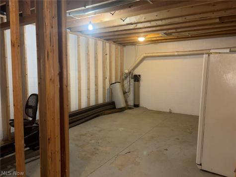 12096 Baumhart Road Amherst OH 44001