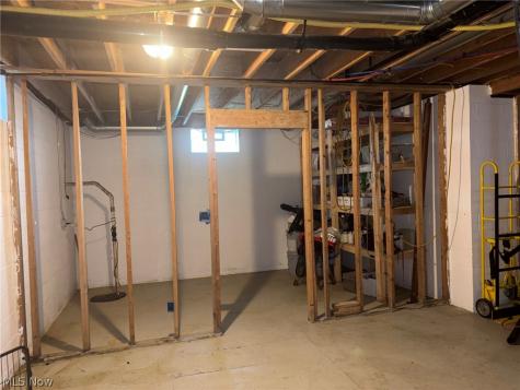 12096 Baumhart Road Amherst OH 44001