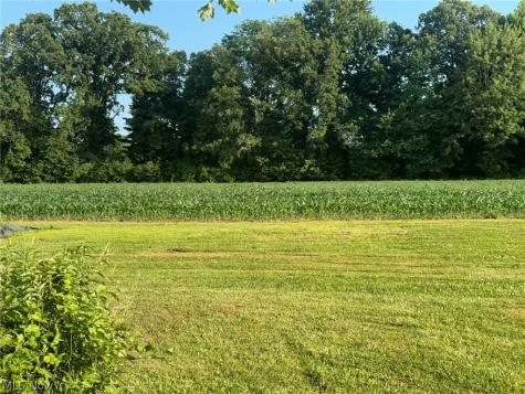 12096 Baumhart Road Amherst OH 44001