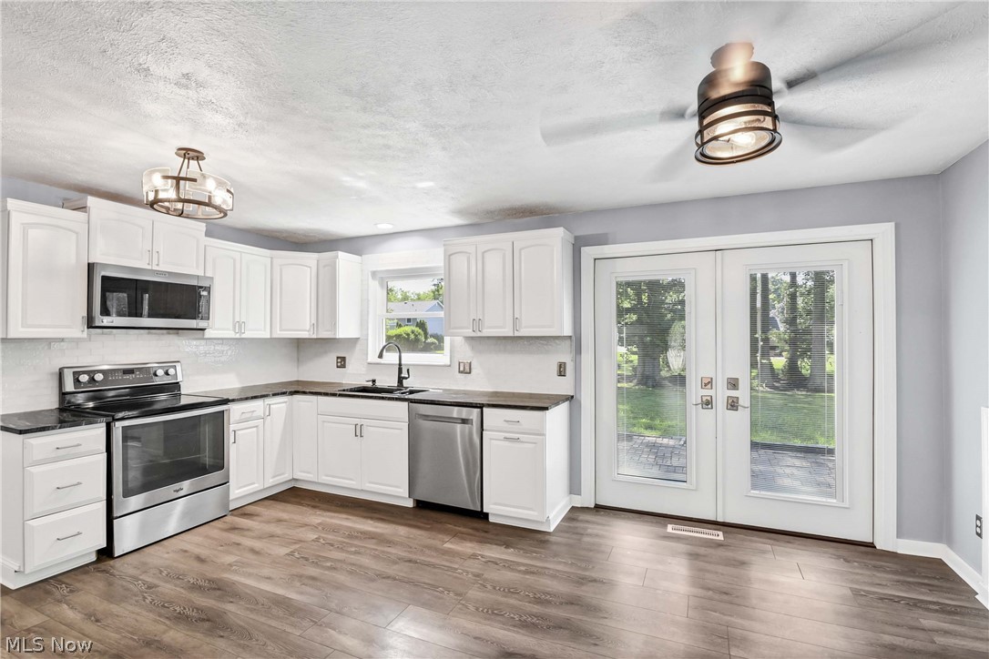 1738 Coes Post Run Westlake OH 44145