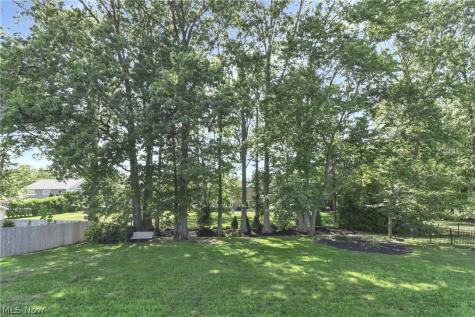 1738 Coes Post Run Westlake OH 44145
