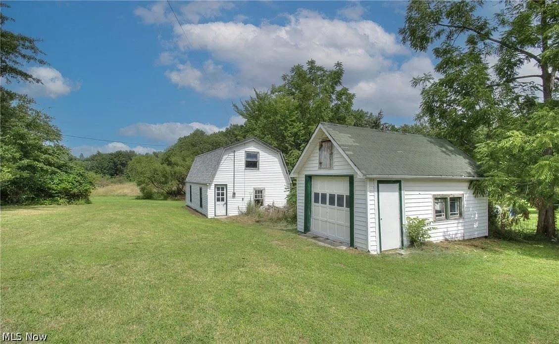 33901 Eddy Road Willoughby Hills OH 44094