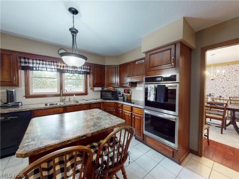 126 Pepperdine Drive Elyria OH 44035