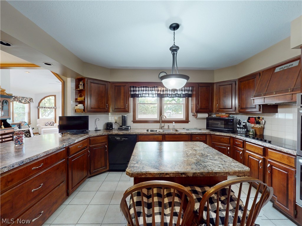 126 Pepperdine Drive Elyria OH 44035