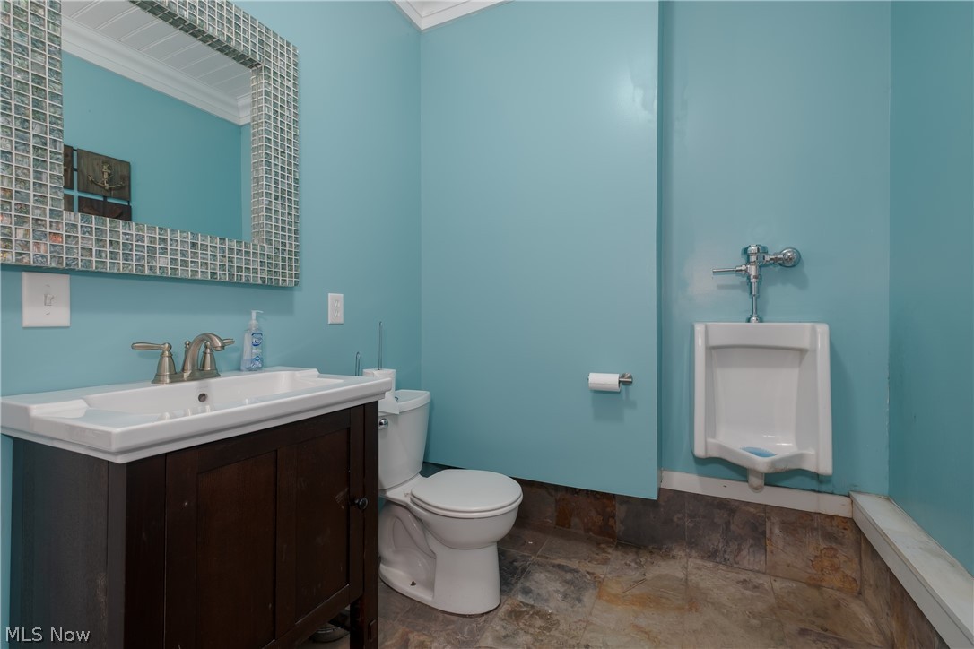 2392 Bowers Street NW Uniontown OH 44685